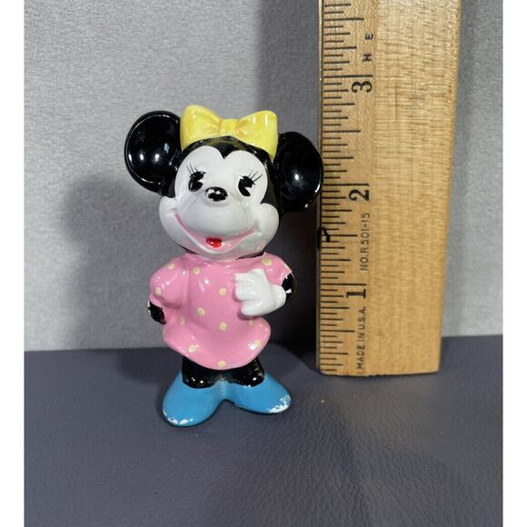 Vintage Disney Ceramic Minnie Mouse Figurine Pink Polka Dot Dress Blue Shoes - Picture 6 of 9